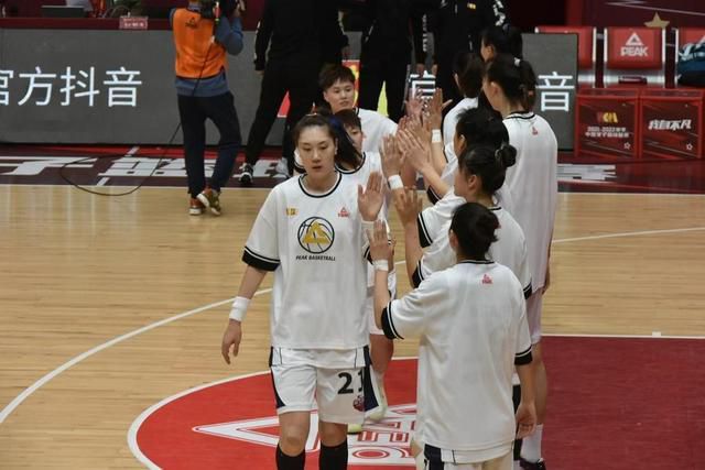 狠狠色香婷婷久久亚洲精品